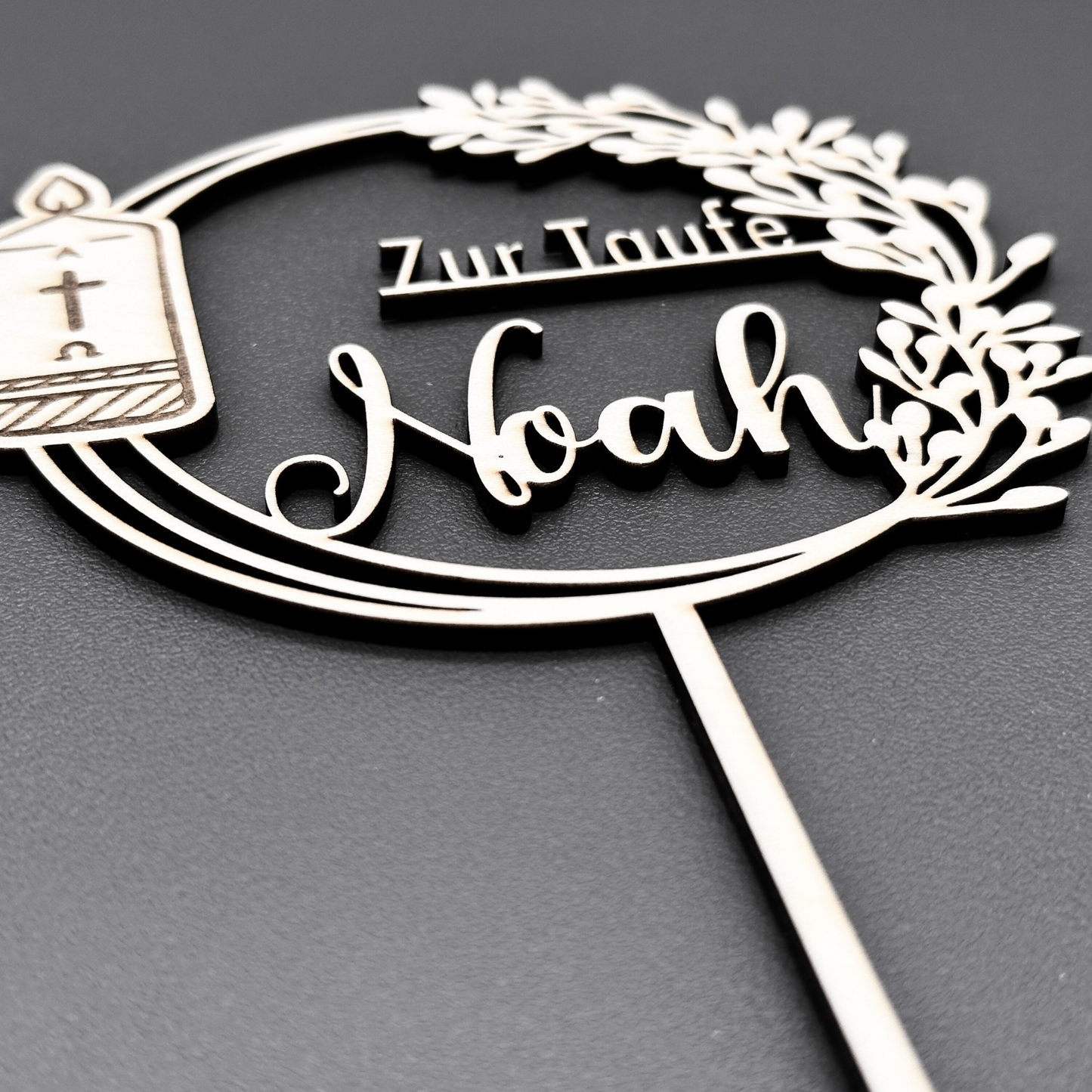 Taufe Cake Topper "Kerze" Personalisiert aus Holz - Happy Bumblebee