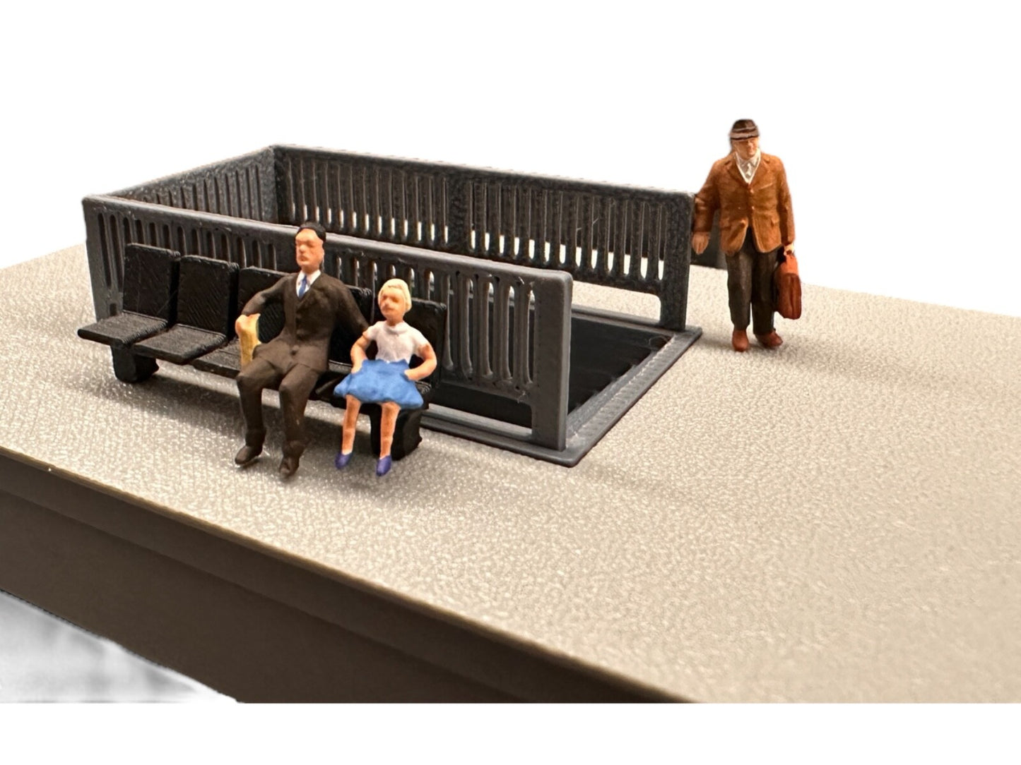 H0 Sitzbank 1:87  2 Stück Bahnsteig Sitze Haltestellen Sitze