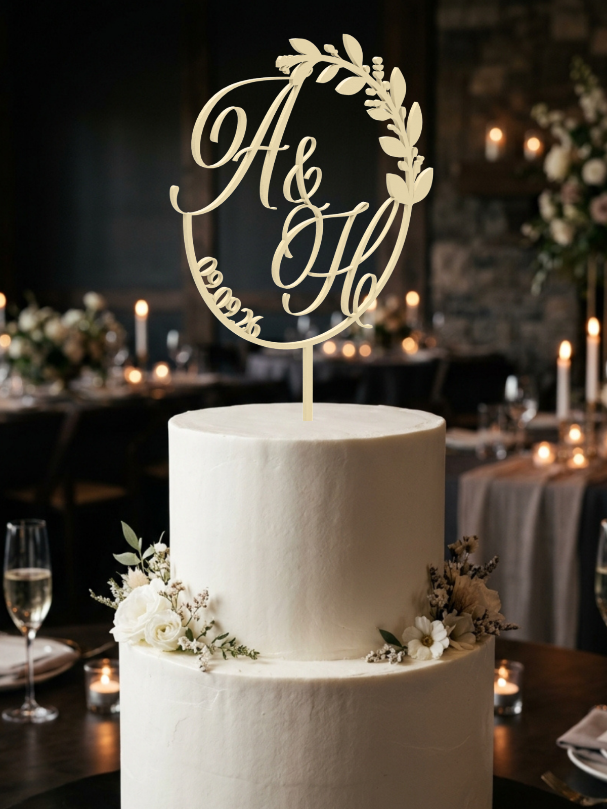 Hochzeit Cake Topper "Monogramm im Kranz" Personalisiert - Happy Bumblebee