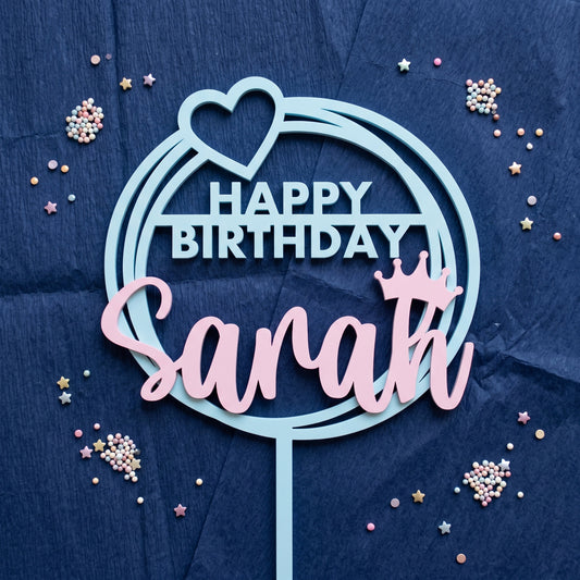 Geburtstag Cake Topper Happy Birthday mit Herz in Türkis und Rosa auf marineblauem Krepppapier