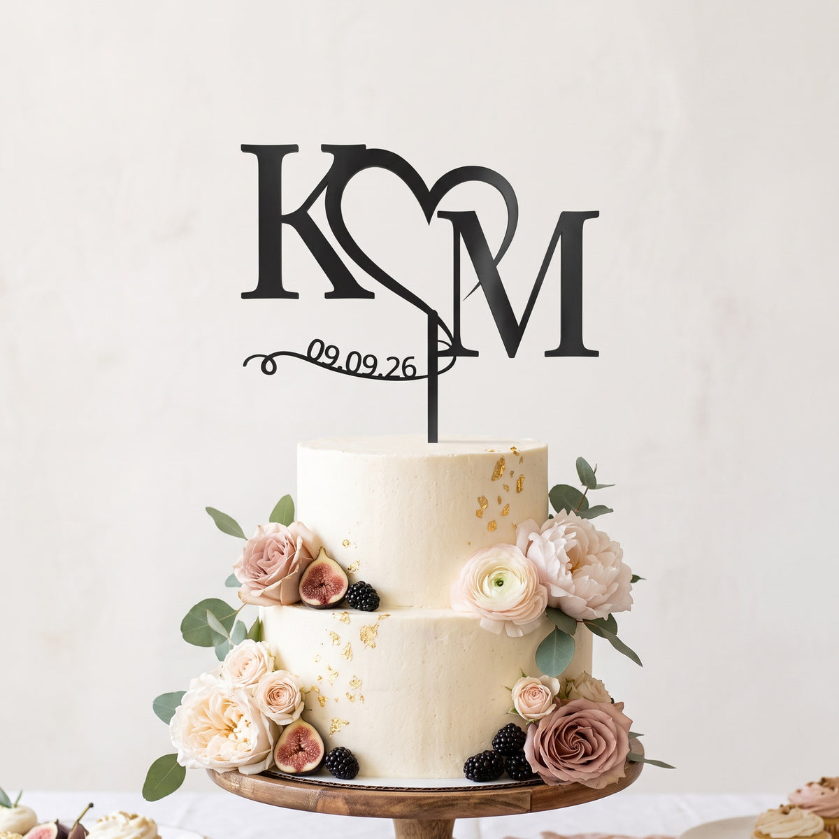 Cake Topper Hochzeit Initialen mit Herz und Datum TorteHell-Schwarz