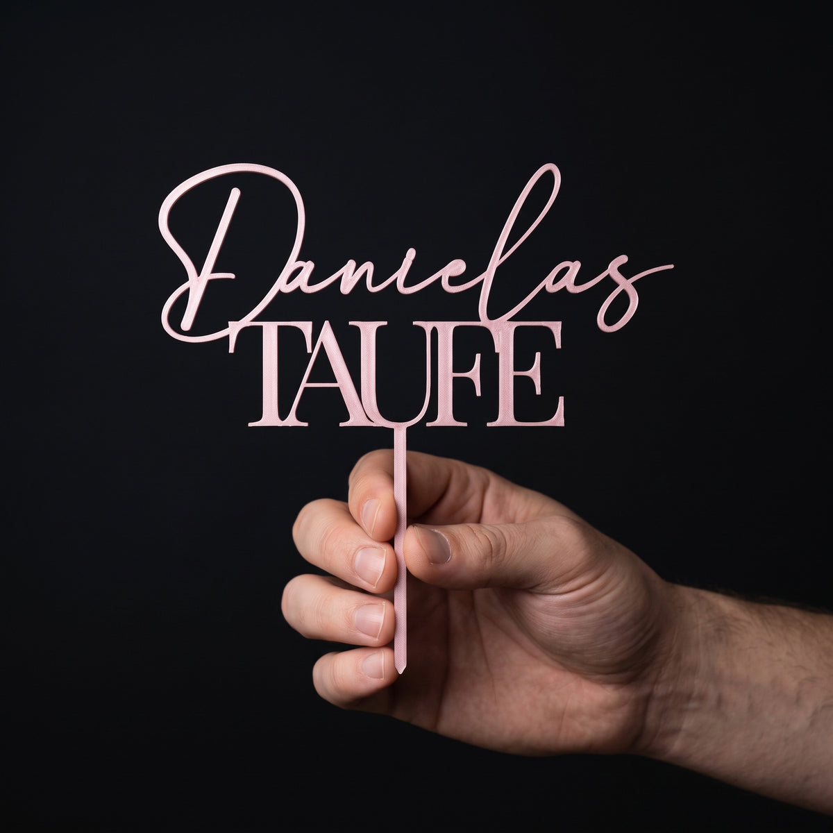 Cake Topper Taufe in Rosa am Steckfuss gehalten