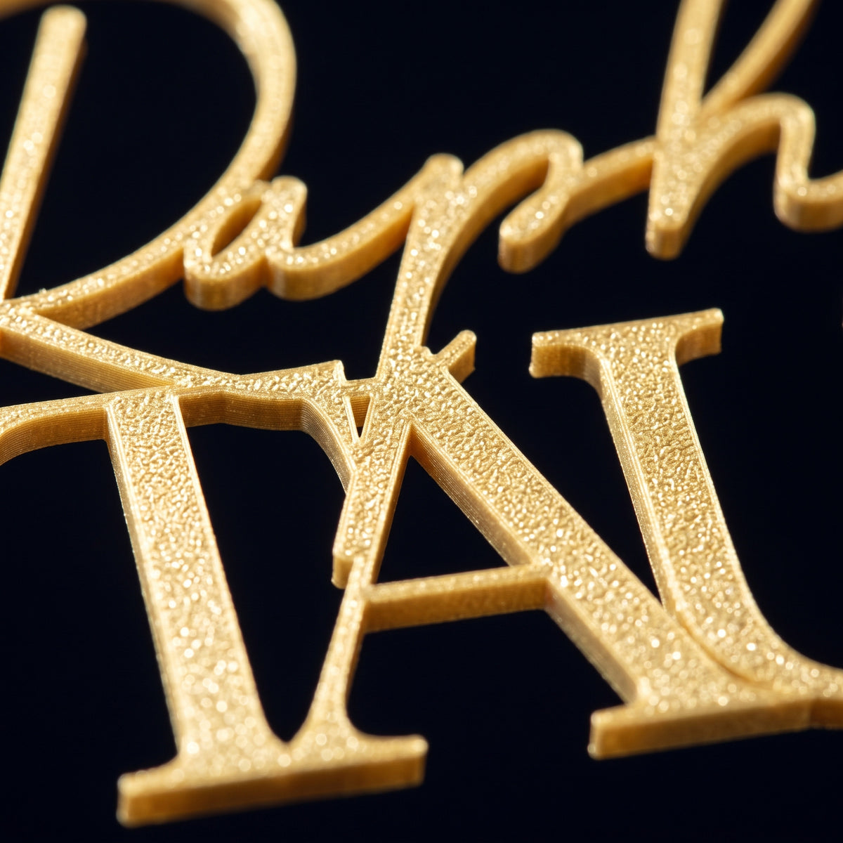 Cake Topper Taufe in Gold, Nahaufnahme der Oberflaeche