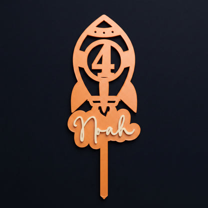 Cake Topper Zahl mit Rakete, Flatlay-Ansicht