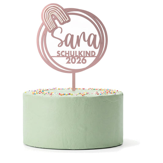 Cake Topper Einschulung Regenbogen mit Name auf der Torte